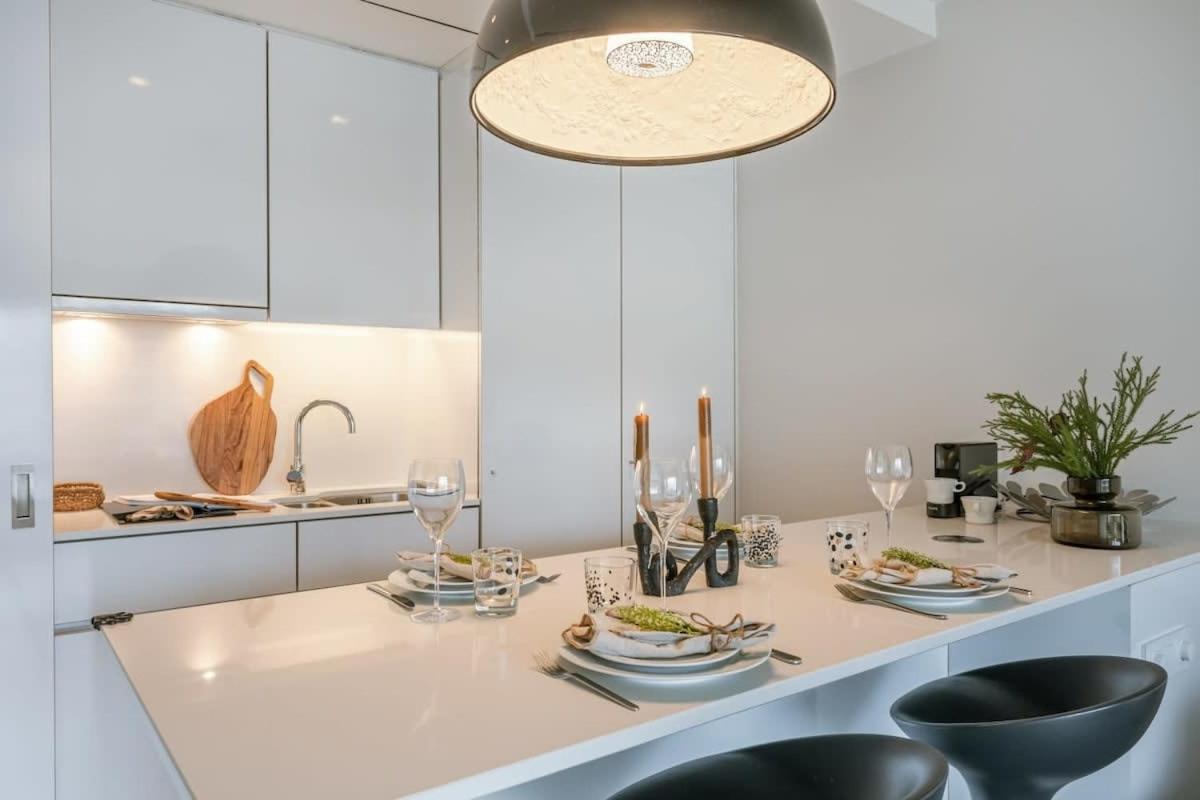 Modern Apartment In Centre Of Knokke Екстер'єр фото