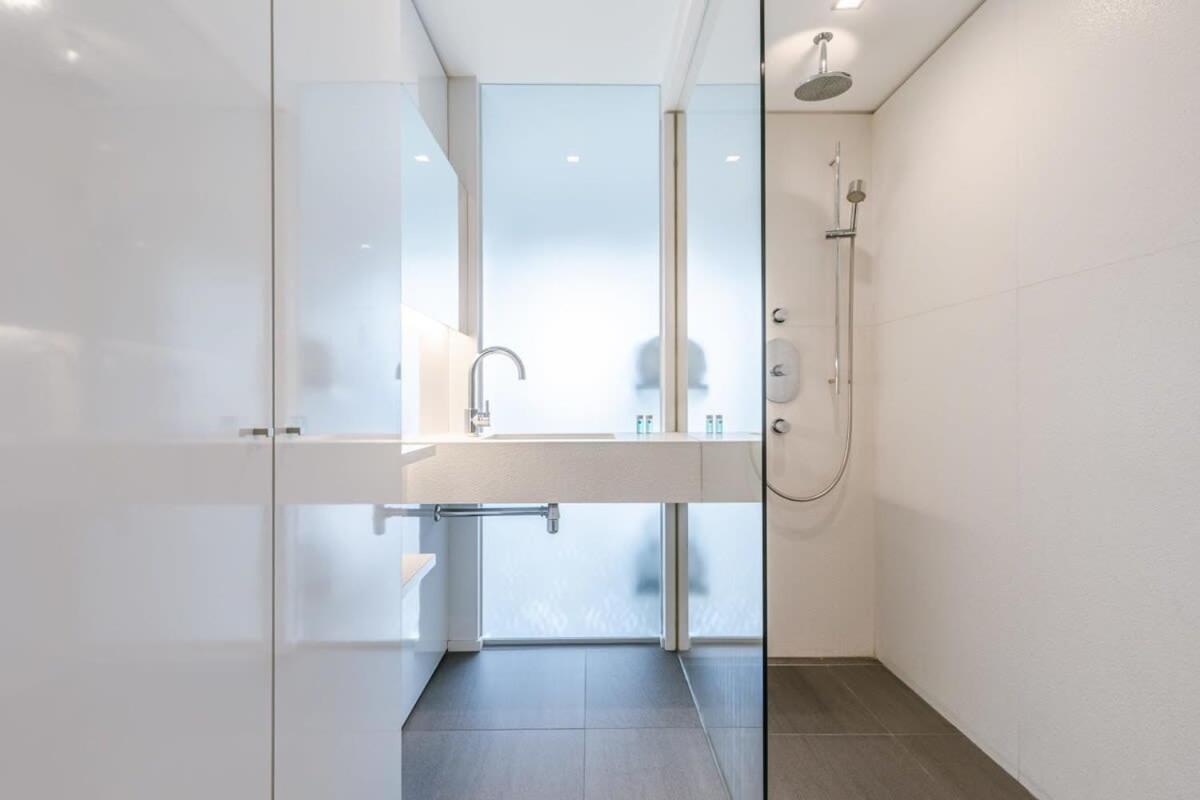 Modern Apartment In Centre Of Knokke Екстер'єр фото